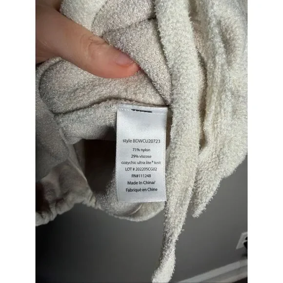 Barefoot dreams cozy chic ultra lite cream & stone slouchy pull over sweater - Picture 5 of 9